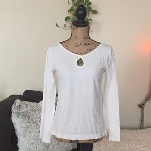 Ashro long sleeve cold back 👚⚪️👚